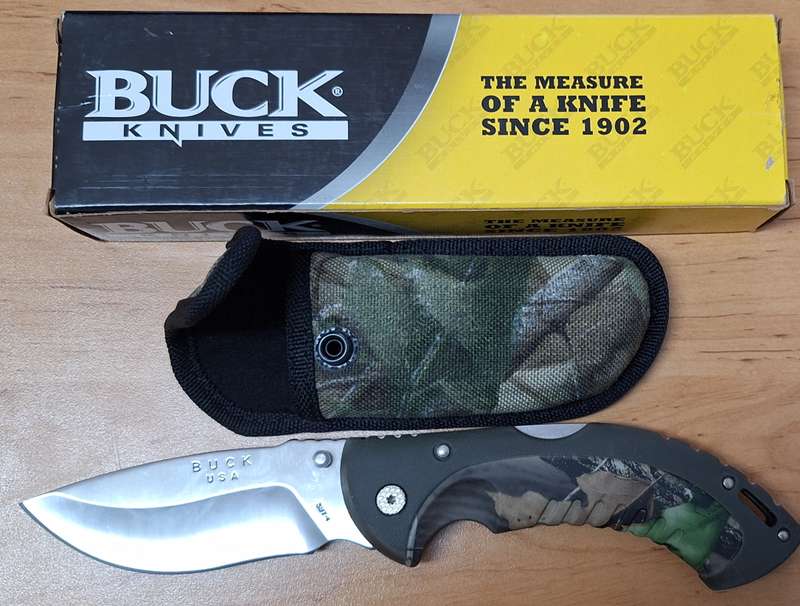 Buck Folding Camo Omni Hunter 12pt 397