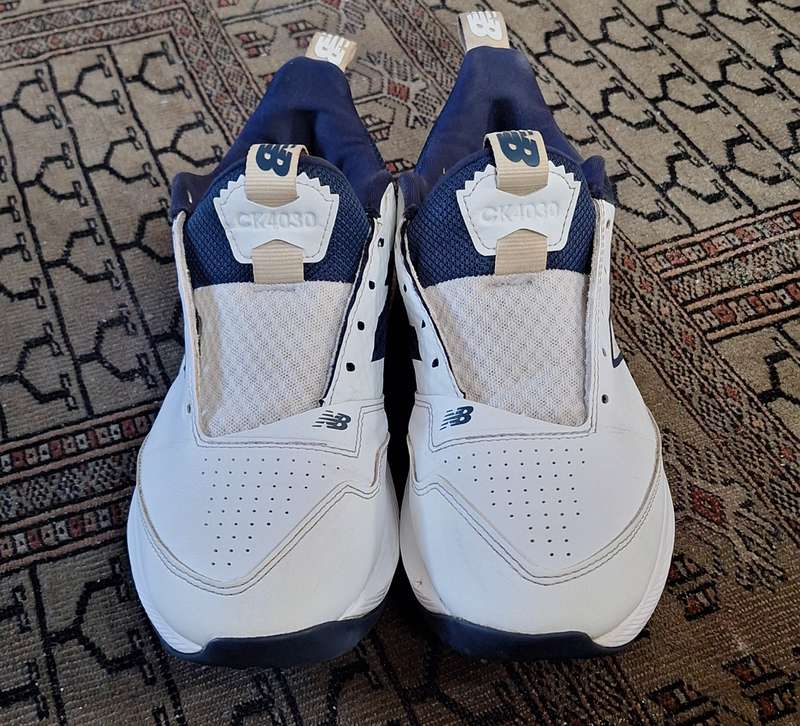New Balance CK4030N5 Cricket Bowlers spikes