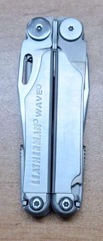Leatherman Wave with Used Pouch