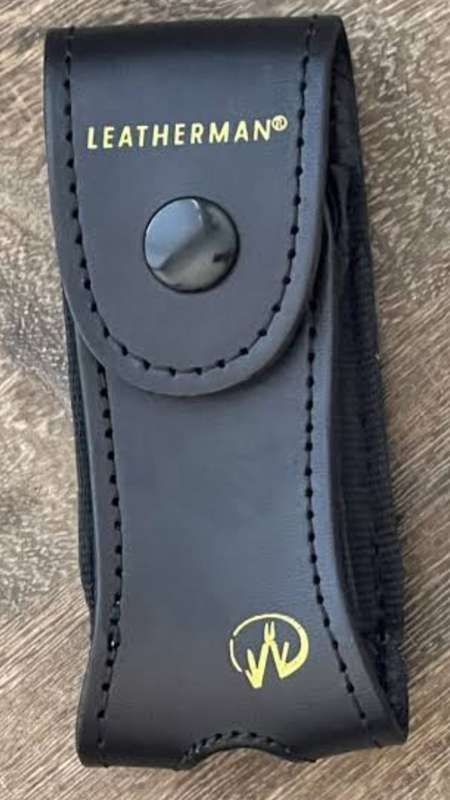 Leatherman Wave with Used Pouch