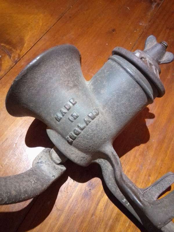 Early to Mid 1900's Beatrice No 3 Cast Iron Meat Mincer