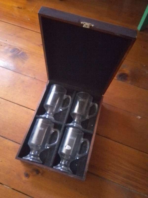 Set of Retro NBS Branded Dianke Glass Designs Mugs In Wooden Display Box