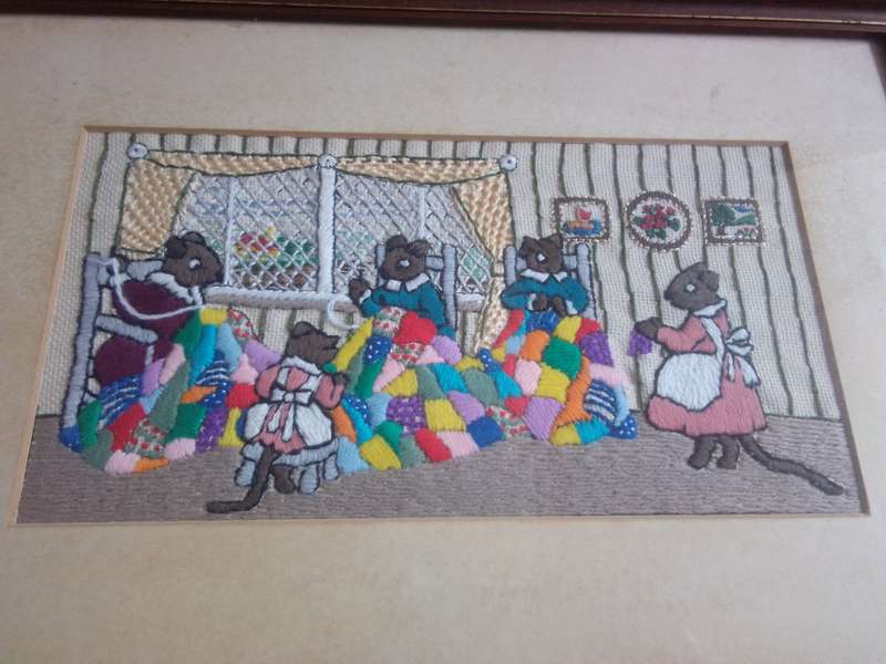 Beautiful Vintage 'Family of Mice' Embroidery