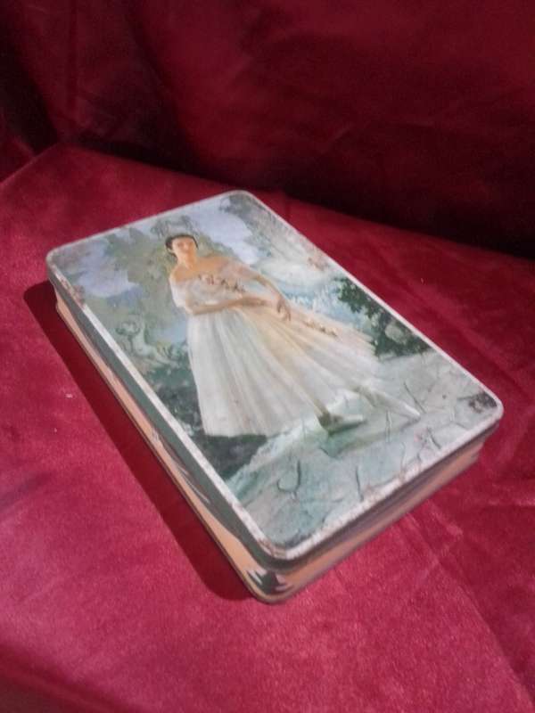 Circa 1930's Edward Sharp Tin