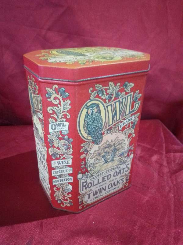 Vintage Owl Brand Twin Oaks Cereal Company Tin