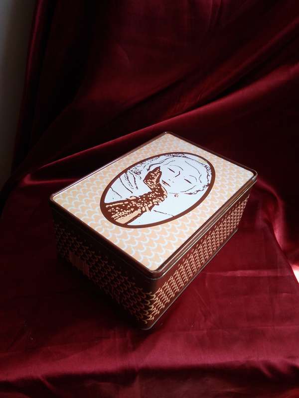 Retro Pyotts Choice Assorted Biscuit Tin
