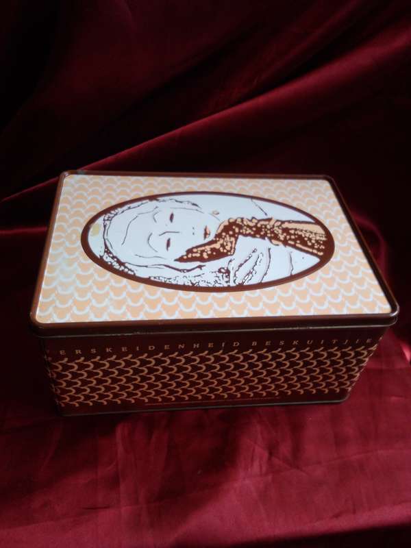 Retro Pyotts Choice Assorted Biscuit Tin
