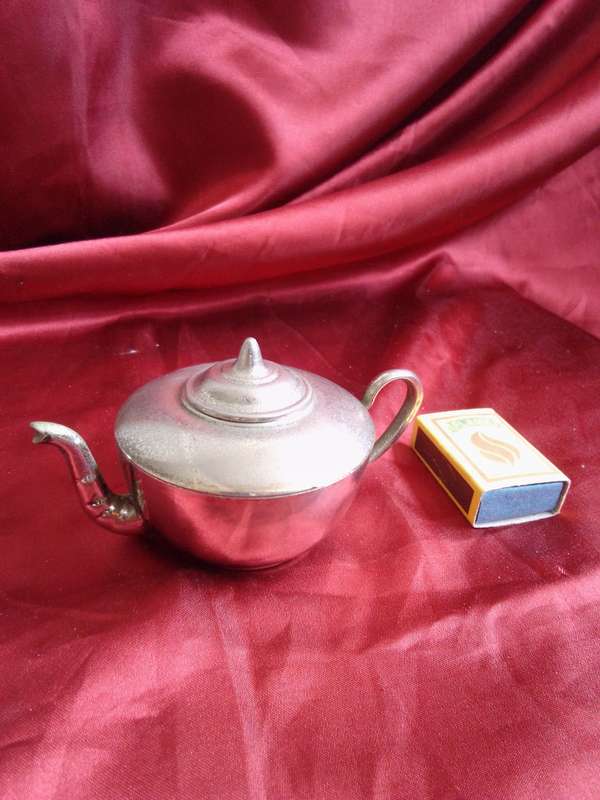 Small Vintage Plated Kettle Made in England No 755221