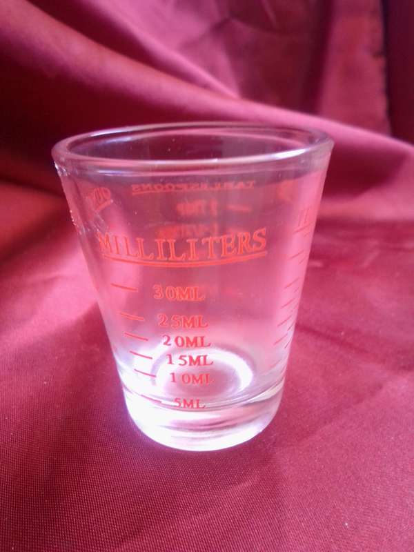Retro Glass Mini Measure