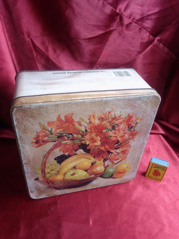 Baumanns Biscuit Tin