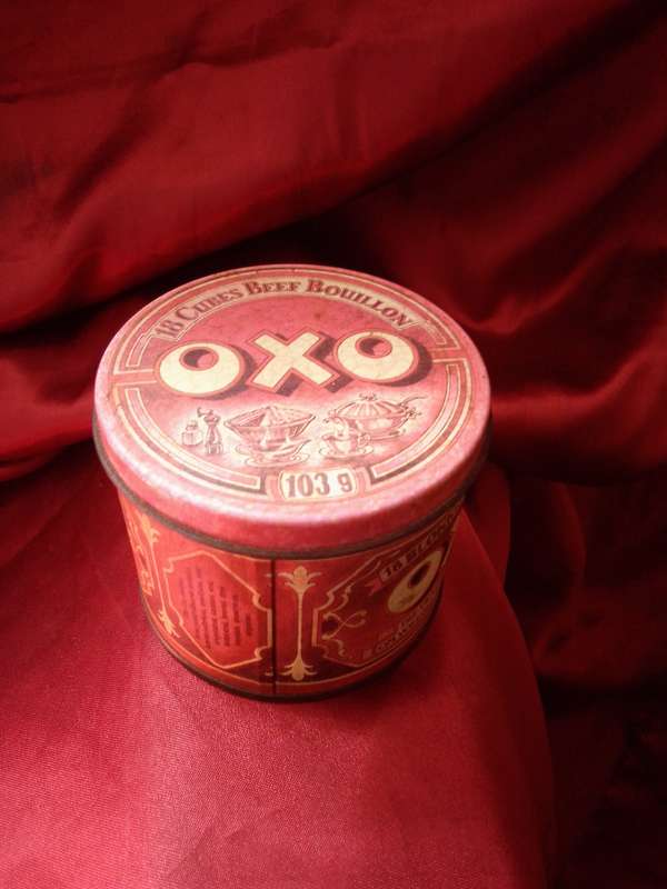 Vintage OXO 103g Tin
