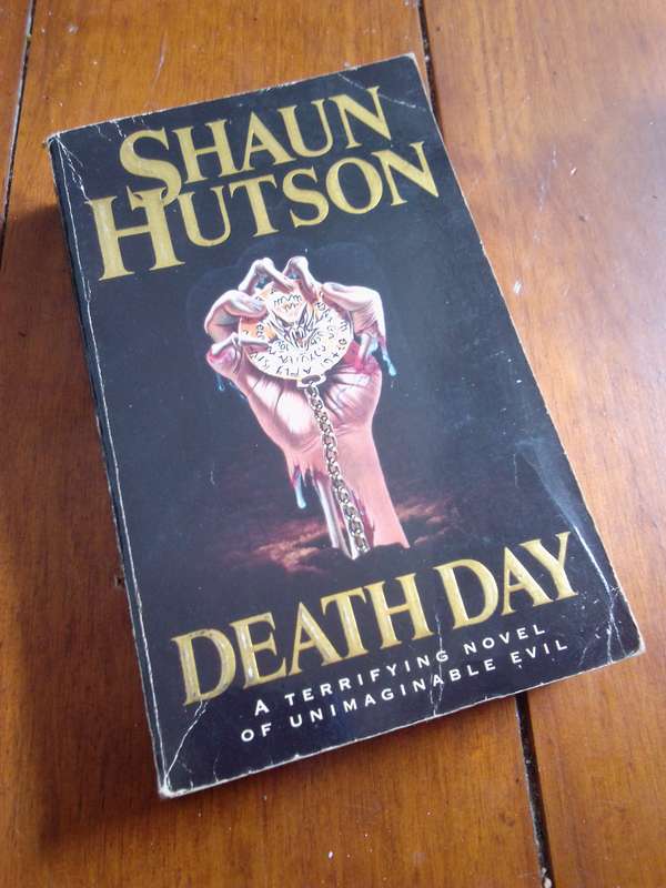 DEATH DAY - Shaun Hutson 1996 Paperback