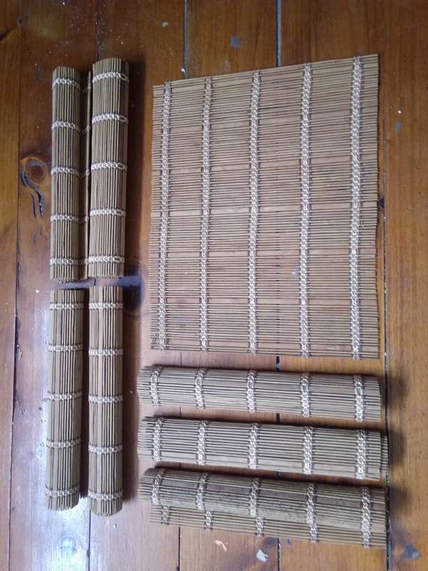 8 x Vintage Wooden Place Mats