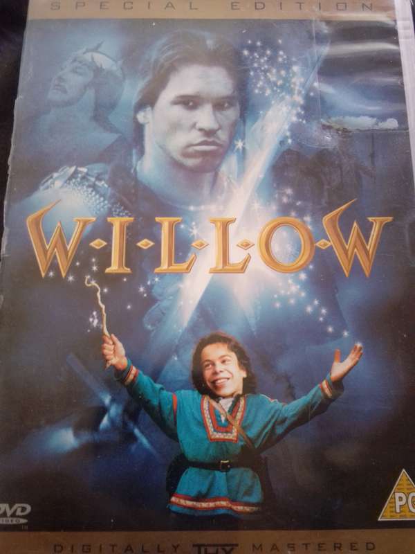 WILLOW SPECIAL EDITION DVD
