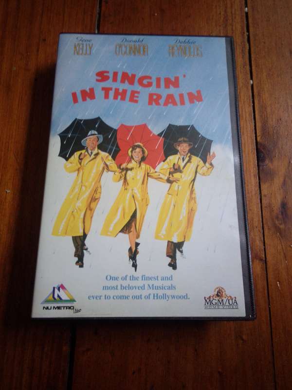 Singing In The Rain (1951) VHS Cassette