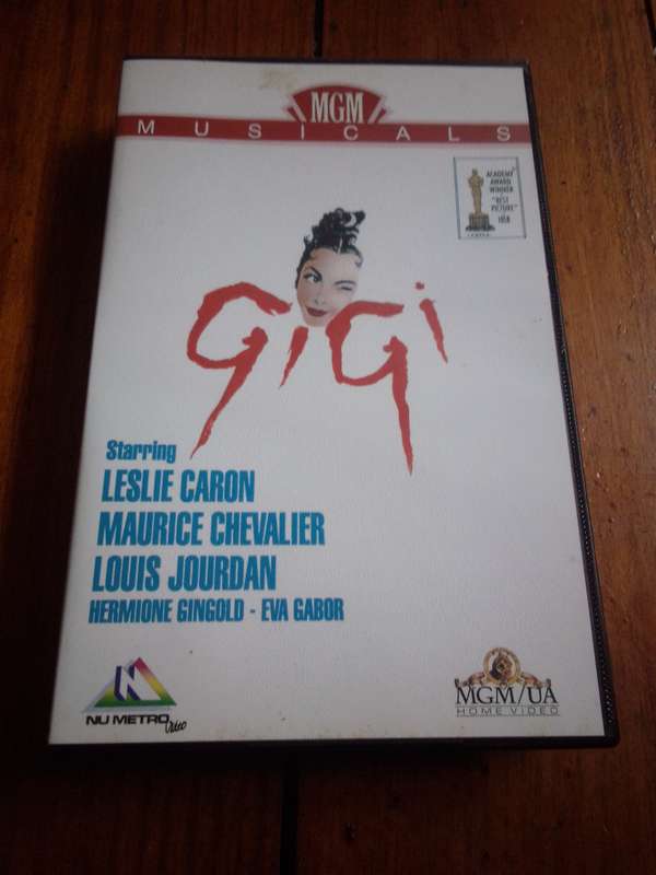 GiGi (1943) VHS Cassette