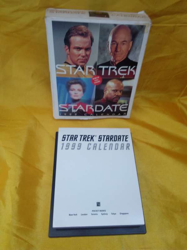 1999 Star Trek Mounted Calendar in Original Box