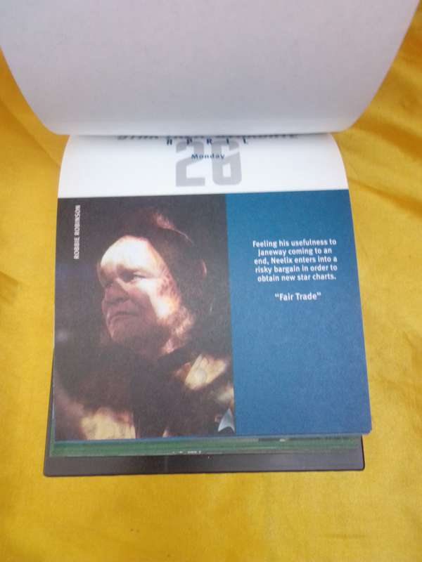 1999 Star Trek Mounted Calendar in Original Box