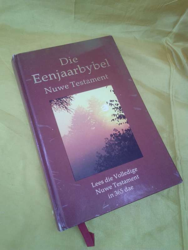 Die Eenjaarbybel Nuwe Testament (Hardcover)