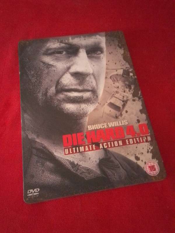 Steelbook DVD DIE HARD 4.0 2 DISC
