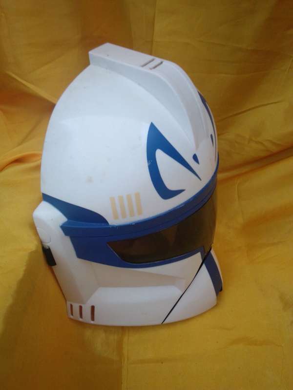 2011 Hasbro Lucasfilm Star Wars Stormtrooper Face Mask