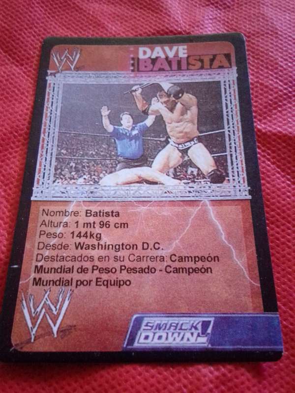 WWE SMACKDOWN 'DAVE BATISTA' TRADING CARD