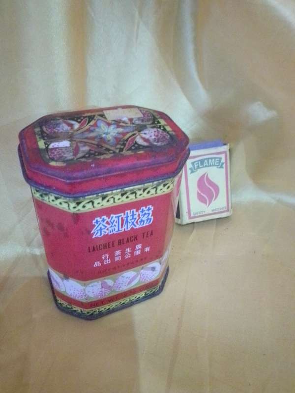 Vintage Chinese Laichee Black Tea 2 1/2 Oz Tin