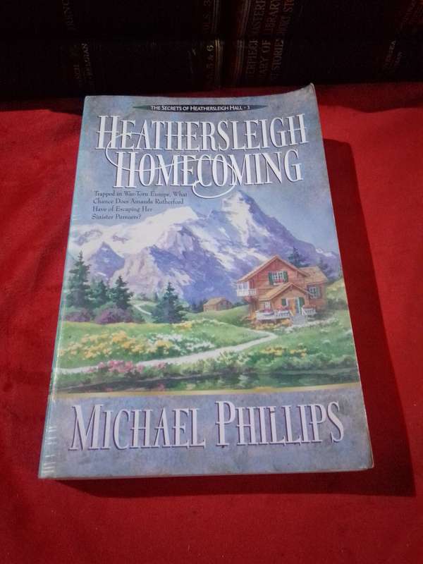 Heathersleigh Homecoming - Michael Phillips 1999 Paperback