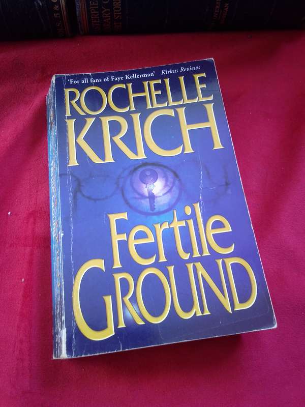 Fertile Ground - Rochelle Krich 1998 Paperback