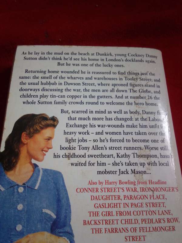 Tuppence to Tooley Street - Harry Bowling 1989 Paperback