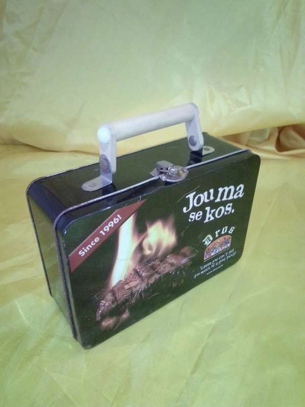 Jou Ma se Kos Dros Lunch Tin