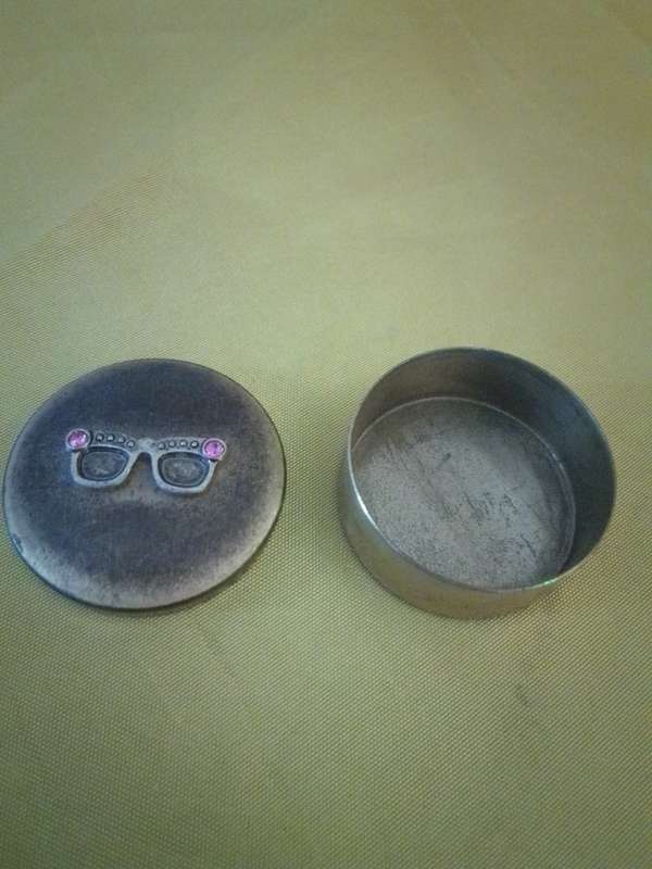 Small Old Brass pill / Ring Box