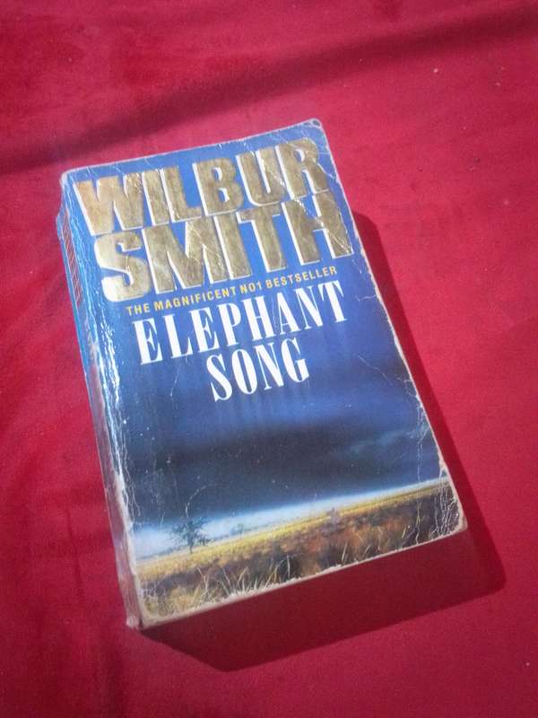 Wilbur Smith Elephant Song - 1992 Paperback