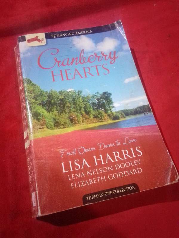 Cranberry Hearts Three in One Collection - Lisa Harris 2007 Softcover