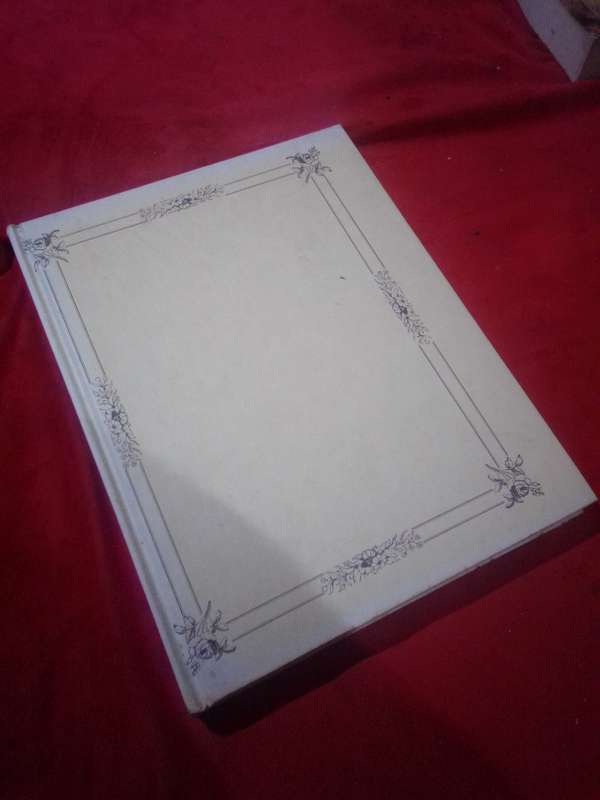 The Book of Flower Arranging - Harold Piercy 1983 Hardcover