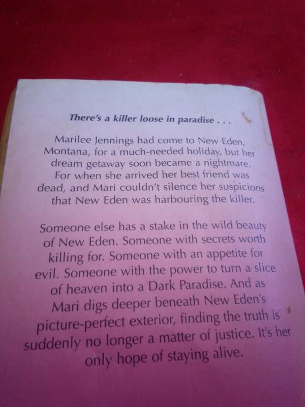Dark Paradise - Tami Hoag 2004 Paperback