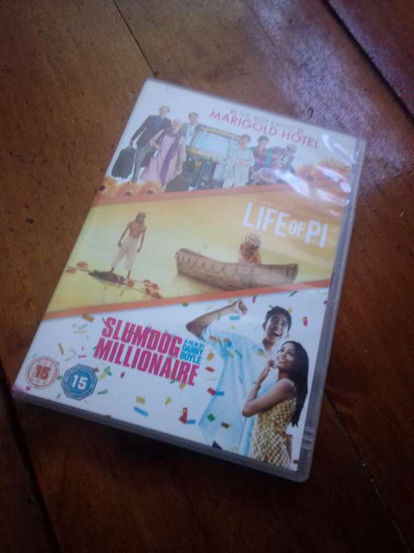 Marigold Hotel / Life of PI / Slumdog Millionaire 3 Disc DVD