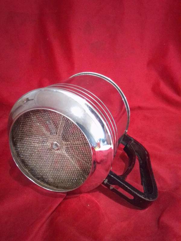 Old Flour Sifter (Working)