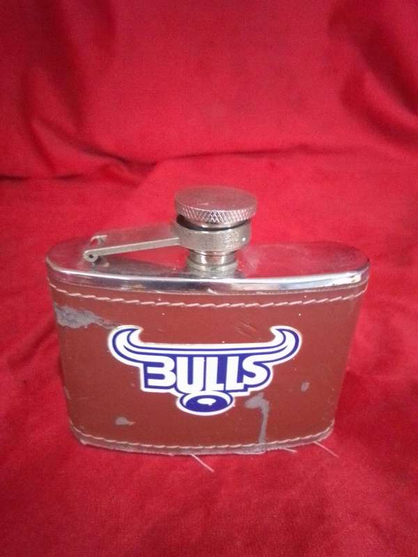 Bulls Branded 4oz Hip Flask