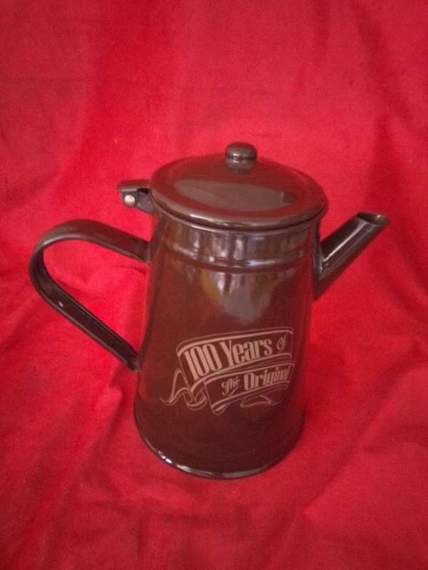 Sedgwicks Old Brown 100 Years Enamel Pot