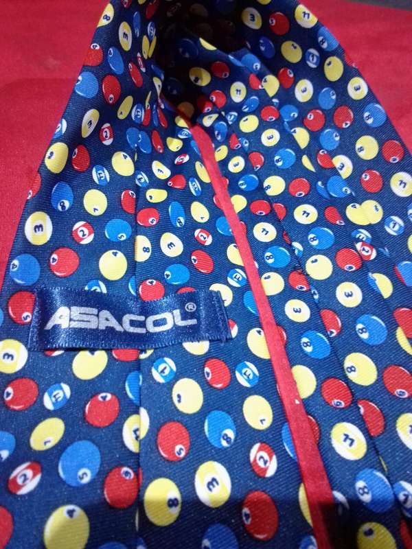 Full Size Pool ball Tie