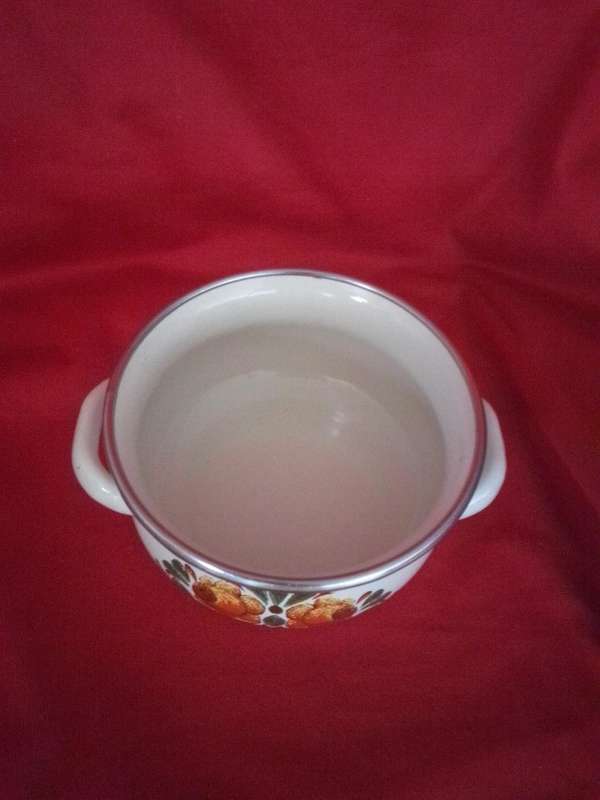 Enamel Sauce Pot