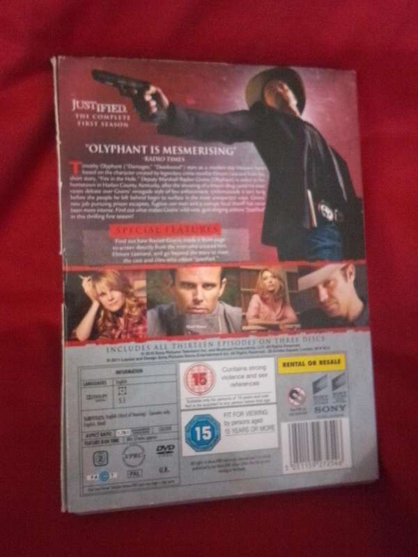 JUSTIFIED - The Complete First Season DVD Box Set