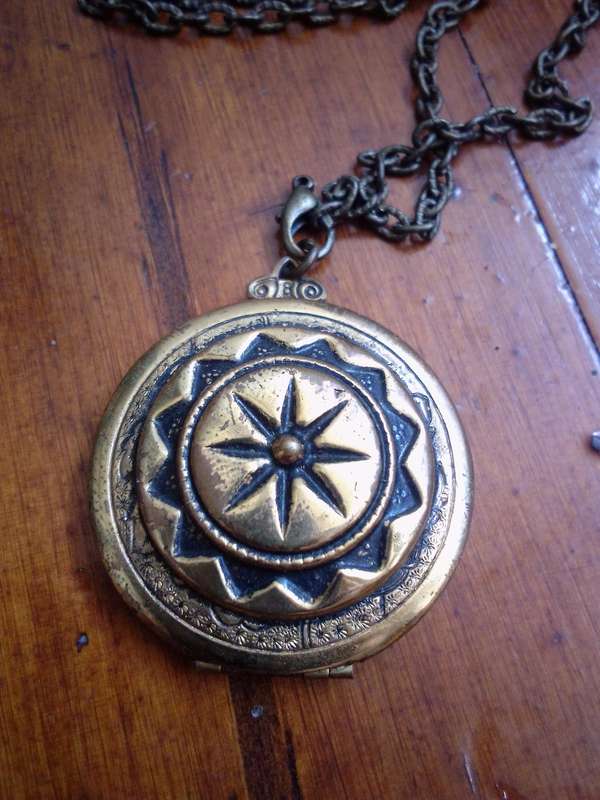 Stunning Vintage Brass Pendent Locker Necklace