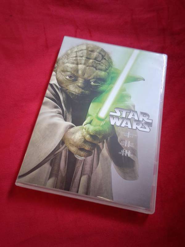 Star Wars 3 Disc DVD Trilogy I  - II - III