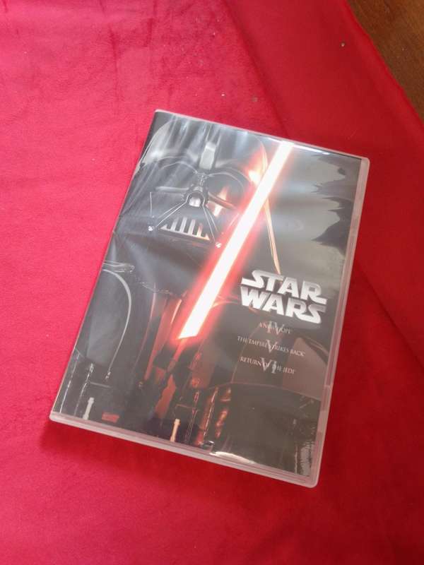 Star Wars 3 Disc DVD Trilogy IV / V / VI