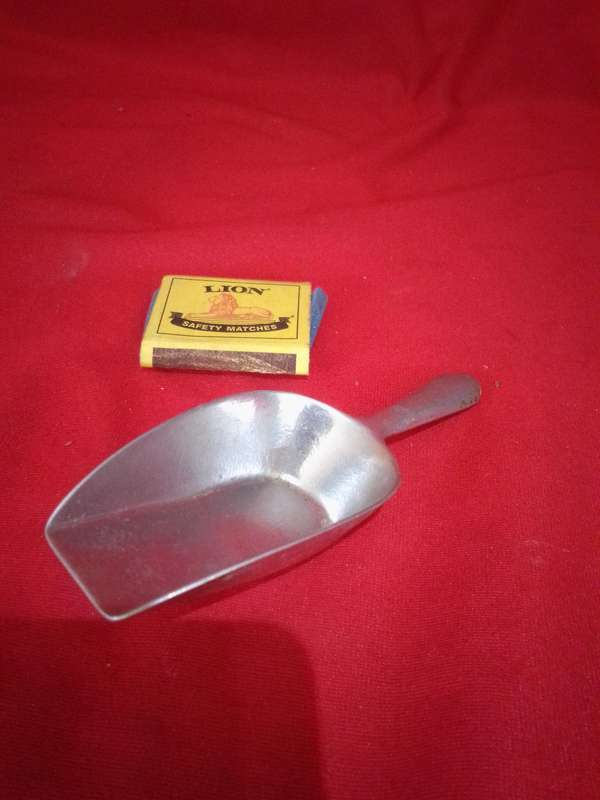 Old German Grocers Scoop