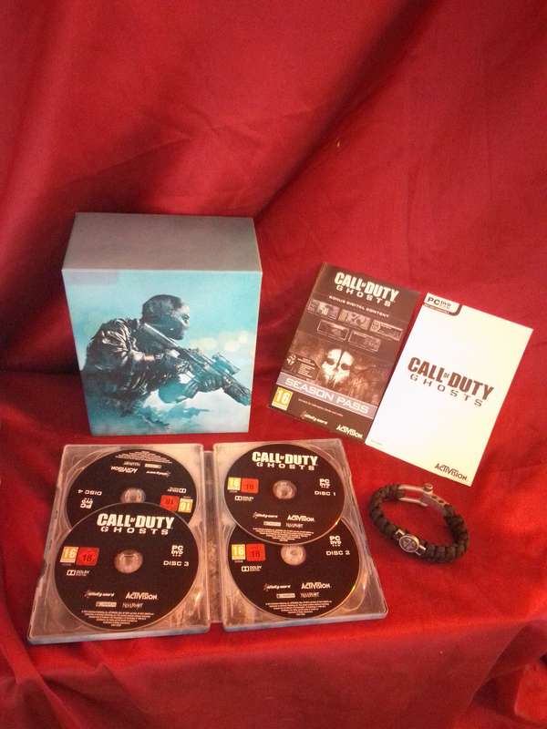 2013 Call of Duty GHOSTS Boxset (Complete & Mint Condition)