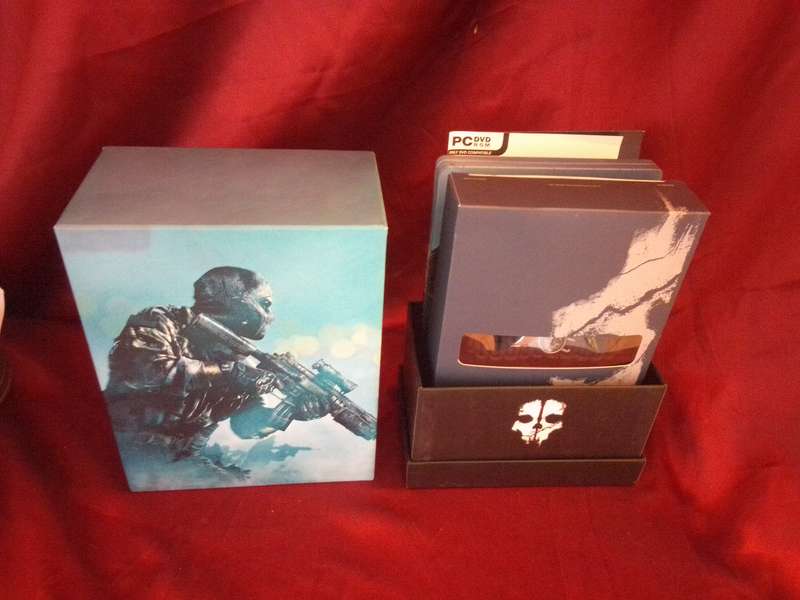 2013 Call of Duty GHOSTS Boxset (Complete & Mint Condition)
