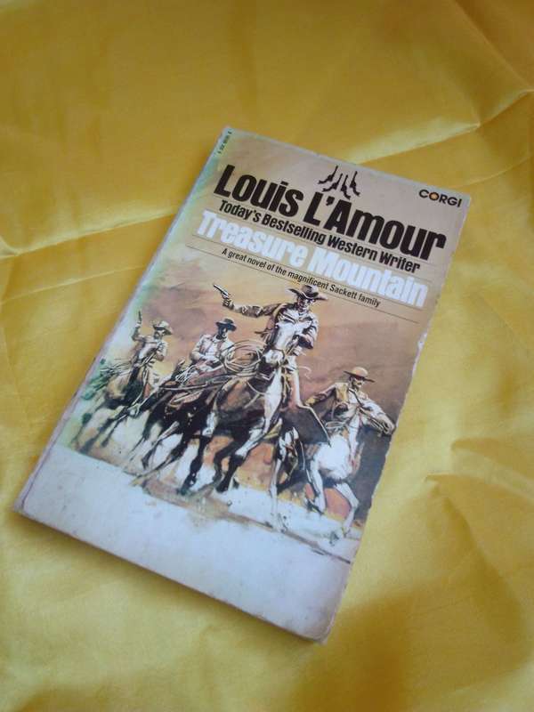 Treasure Mountain - Louis L'Amour 1979 Paperback